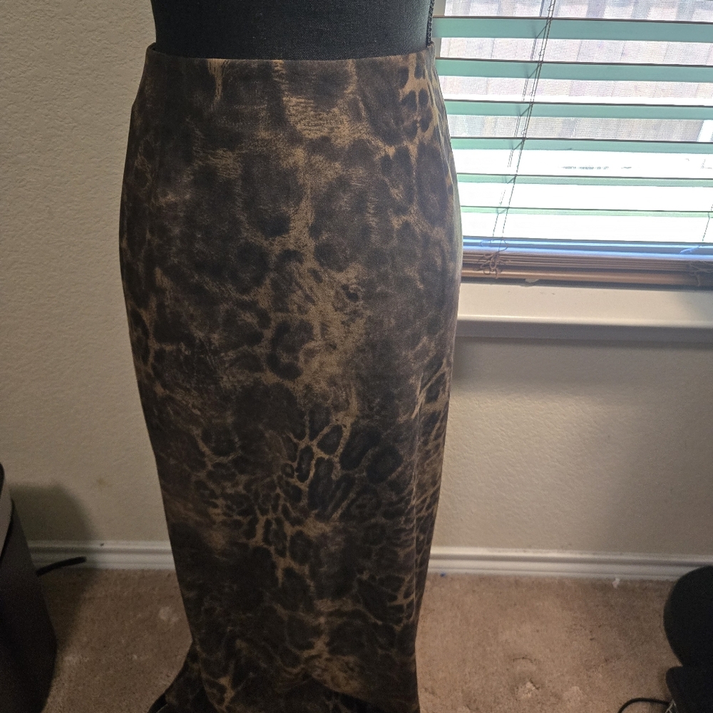 Studio C Black and Brown Pencil Skirt
